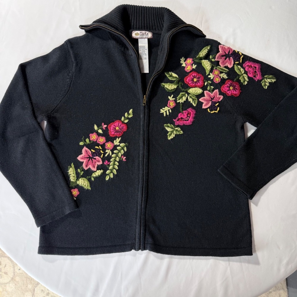 Tiara International Vintage Floral Embroidered Full Zip Cardigan M Whimsical Y2K